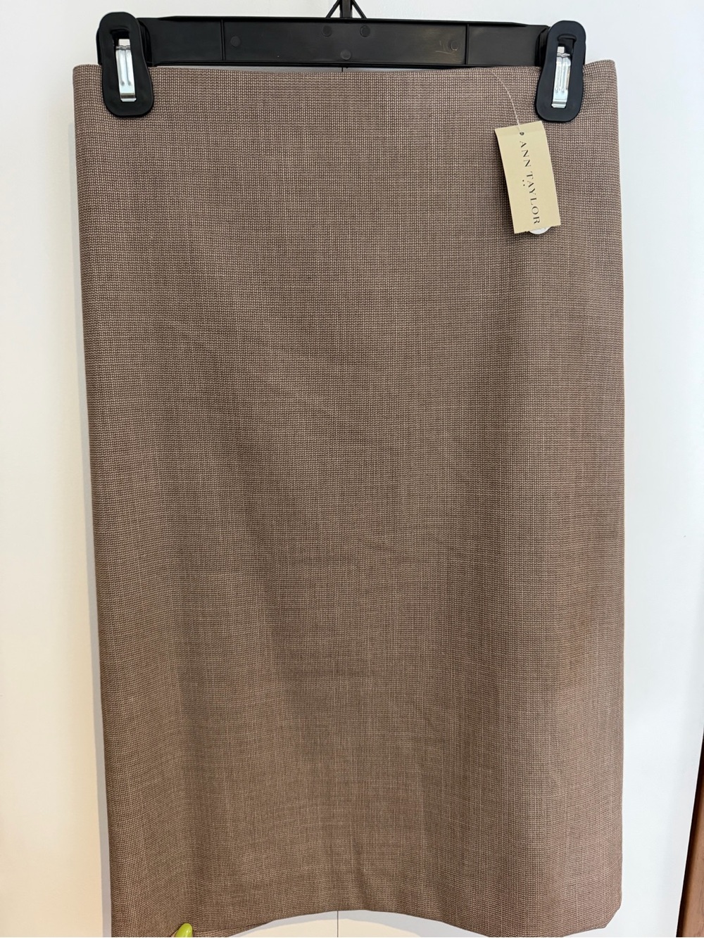 NWT New Ann Taylor Classic Professional Chic Pencil Skirt in Taupe Brown Size 14